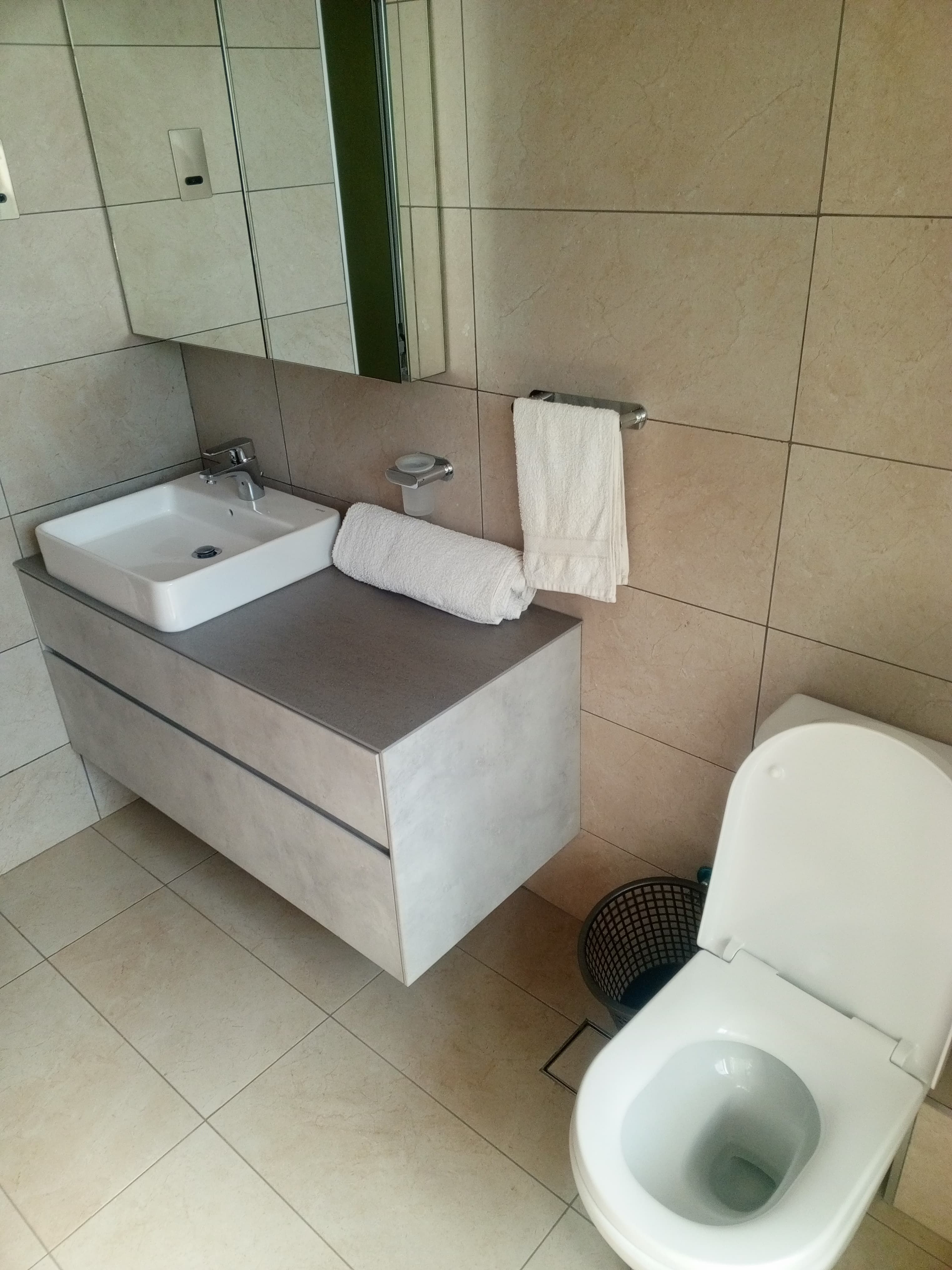 2BR fully furnished in Kitisuru — Exterior photo 1 of 6