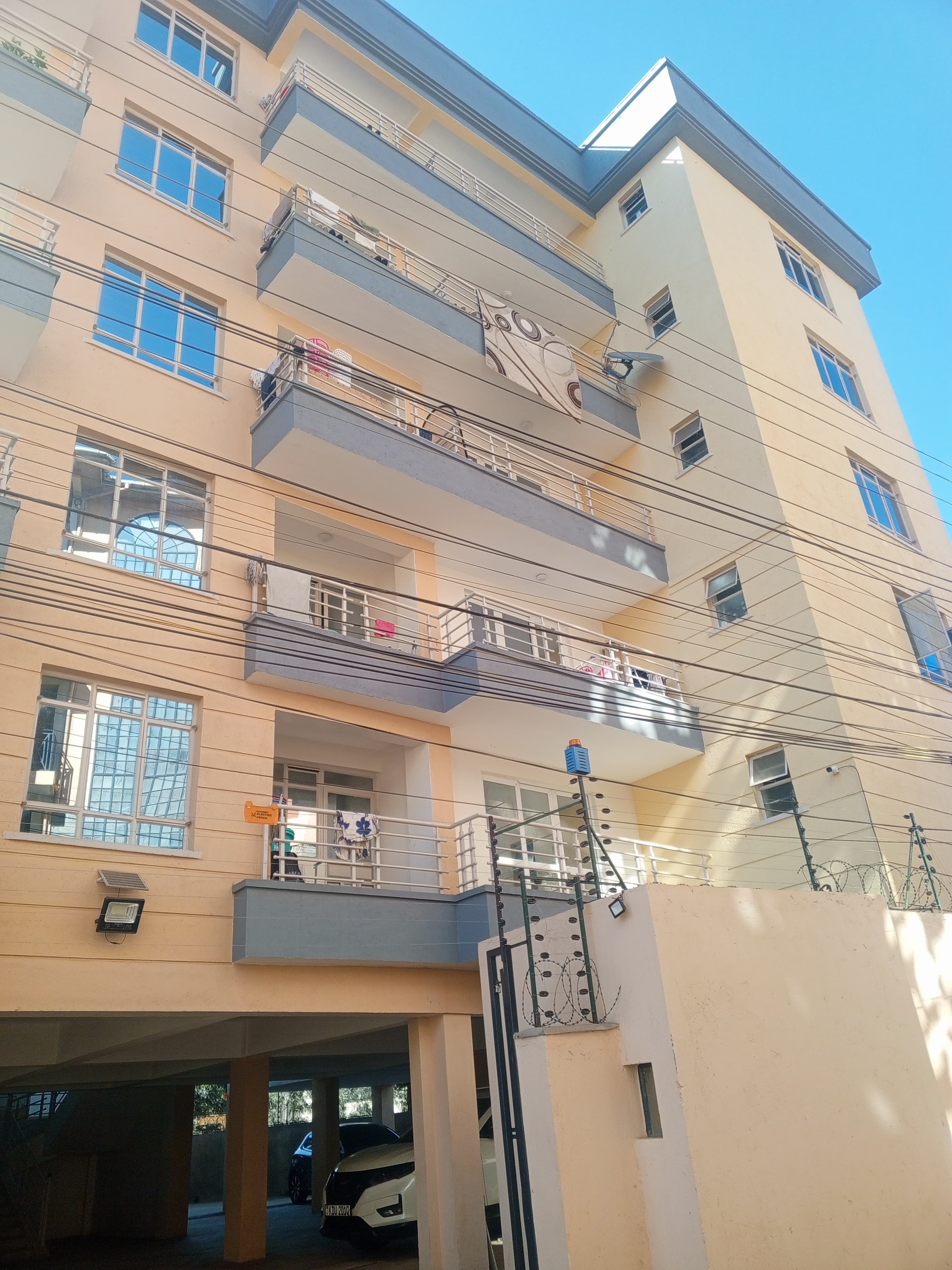 1BR apartment in Ruaka — Exterior photo 1 of 9